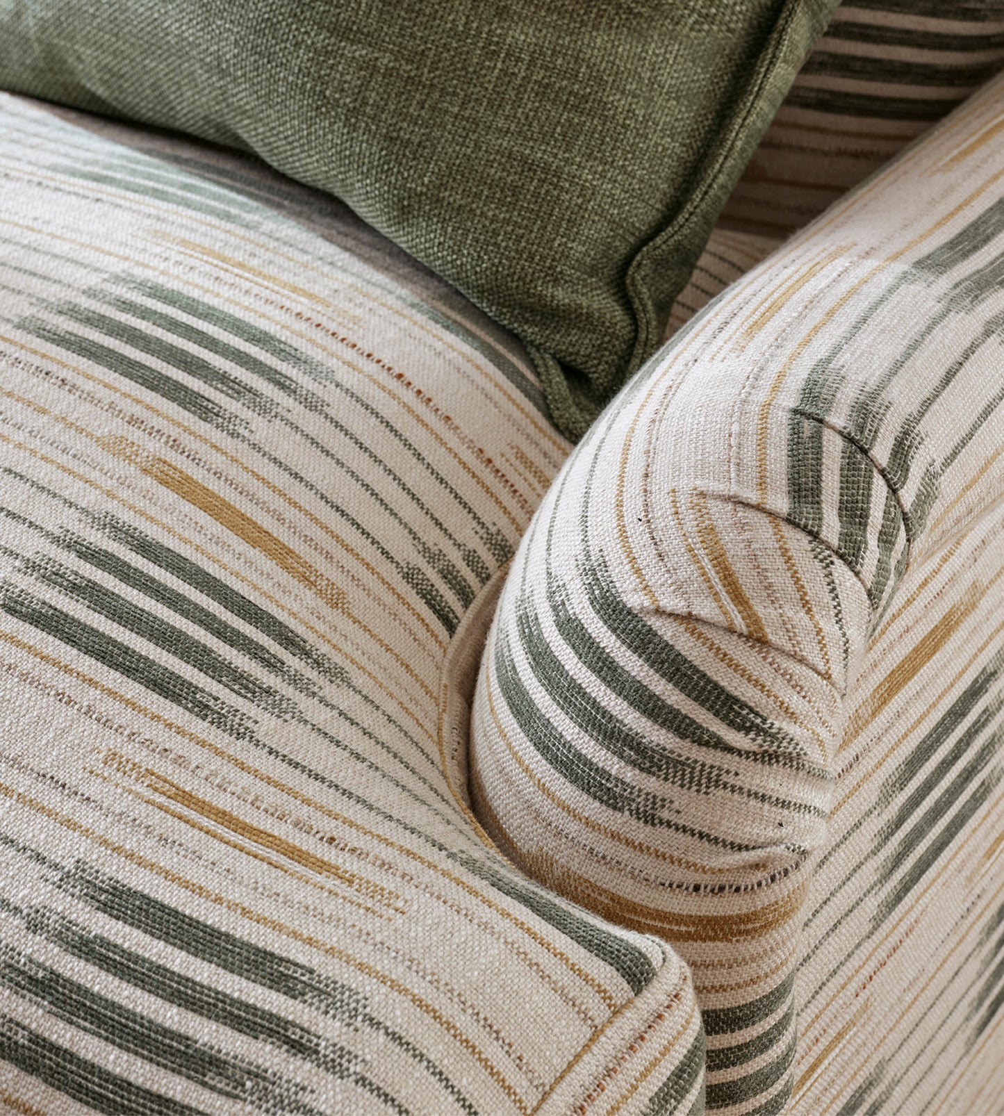 2.5 Seater Stratford Sofa in Nyra Forest