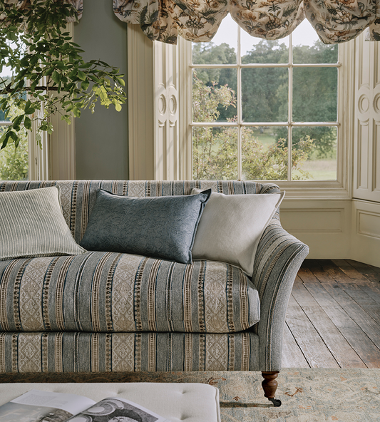 Fairfax Sofa in Sylvestra