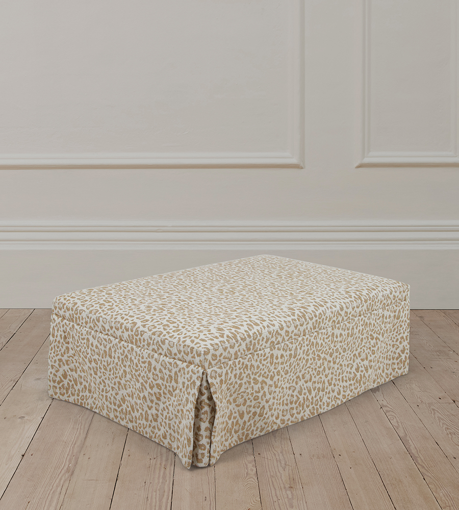 Sloane Skirted Stool in Baxter