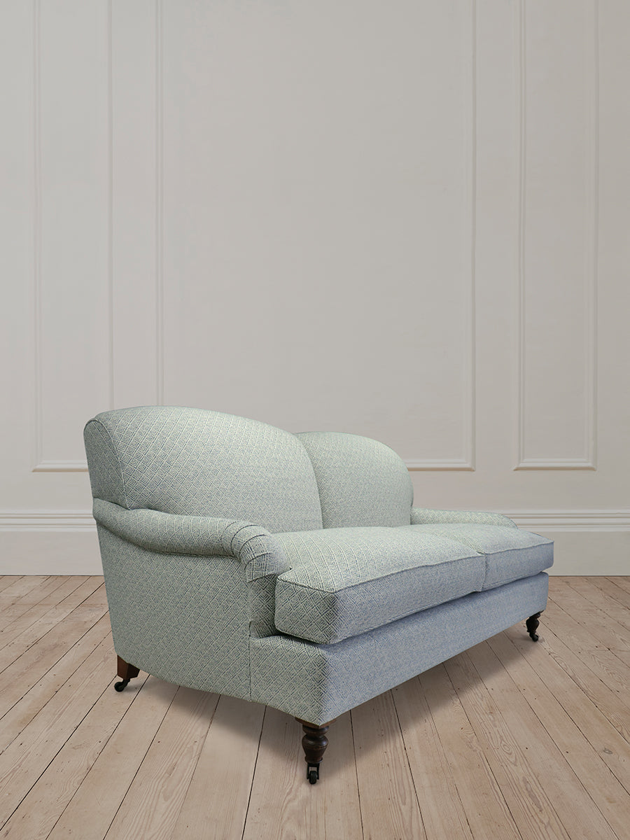 2.5 Seater Stratford Sofa in Clancey Old Blue