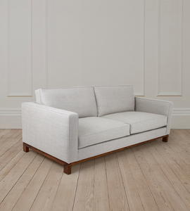 2.5 Seat Eaton Sofa in Flynn