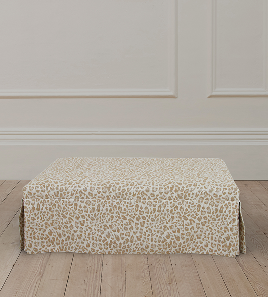 Sloane Skirted Stool in Baxter