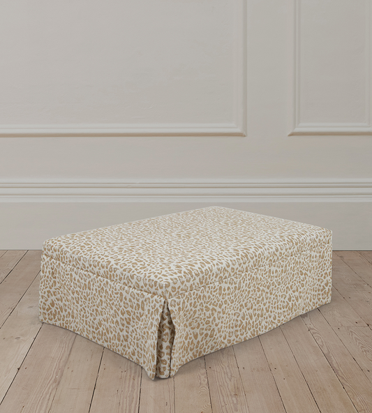 Sloane Skirted Stool in Baxter