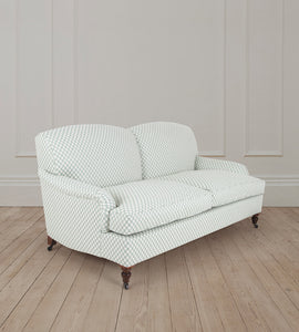 2.5 Seater Stratford Sofa in Radnor Aqua