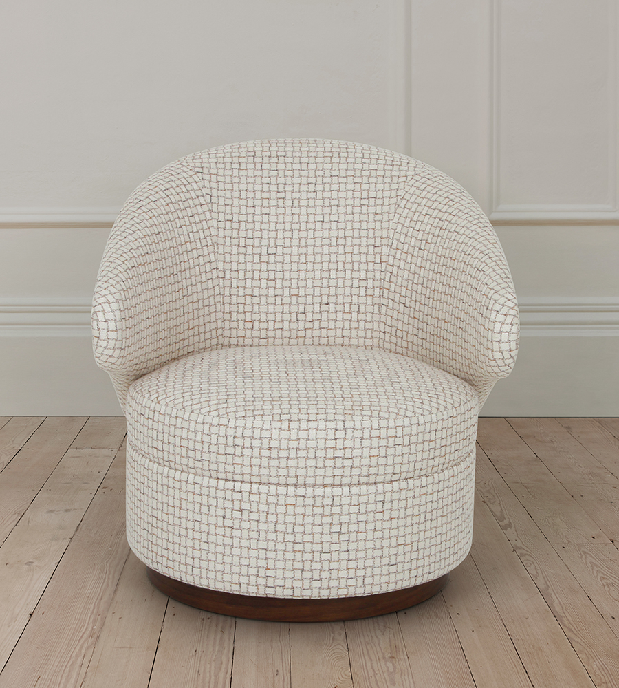 Willis Chair in Belo Shell